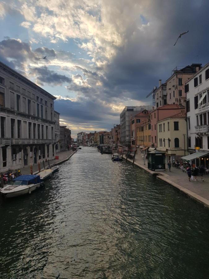 Calle Rielo Great Canal View Venice Exterior photo